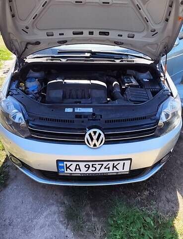 Серый Фольксваген Гольф Плюс, объемом двигателя 1.6 л и пробегом 145 тыс. км за 8000 $, фото 9 на Automoto.ua