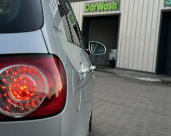 Серый Фольксваген Гольф Плюс, объемом двигателя 1.4 л и пробегом 184 тыс. км за 7200 $, фото 163 на Automoto.ua