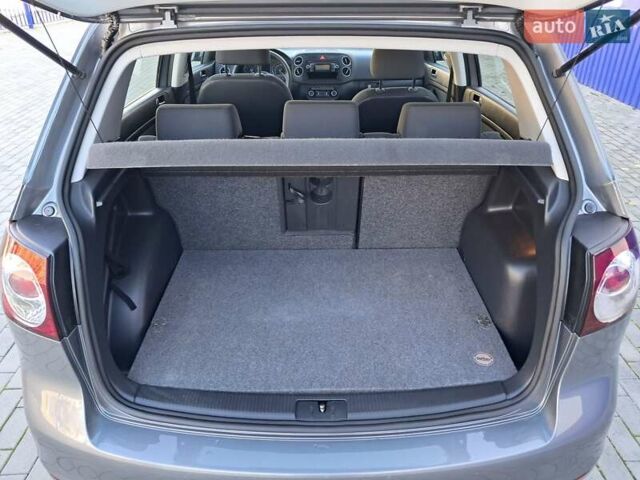 Серый Фольксваген Гольф Плюс, объемом двигателя 1.39 л и пробегом 186 тыс. км за 7100 $, фото 7 на Automoto.ua