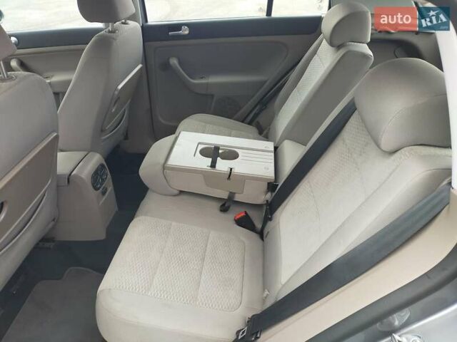 Сірий Фольксваген Golf Plus, об'ємом двигуна 1.4 л та пробігом 109 тис. км за 10300 $, фото 21 на Automoto.ua