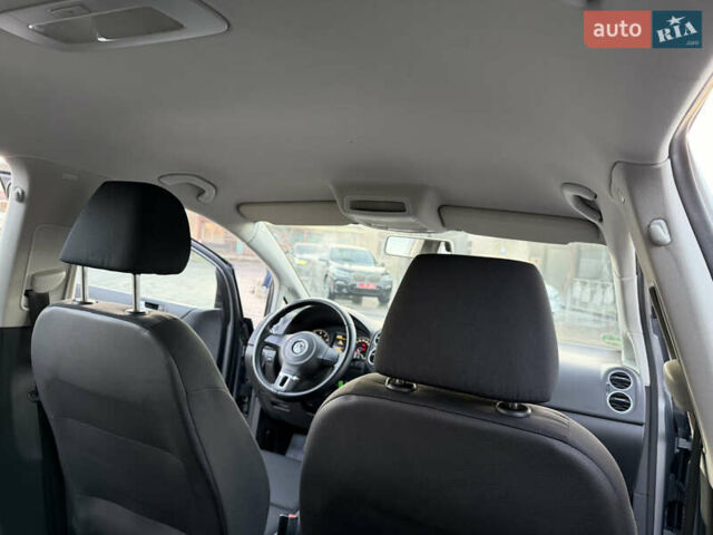 Серый Фольксваген Гольф Плюс, объемом двигателя 1.6 л и пробегом 214 тыс. км за 8350 $, фото 29 на Automoto.ua