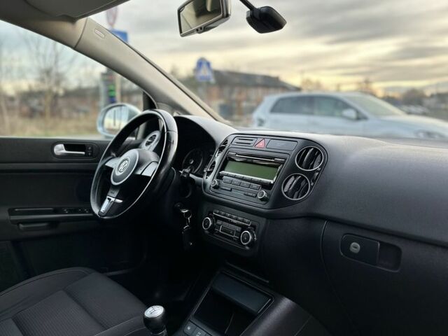 Серый Фольксваген Гольф Плюс, объемом двигателя 1.4 л и пробегом 184 тыс. км за 7200 $, фото 17 на Automoto.ua