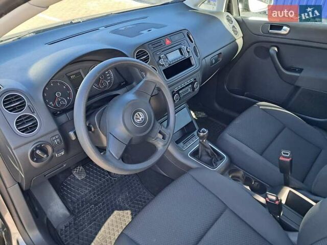 Серый Фольксваген Гольф Плюс, объемом двигателя 1.39 л и пробегом 186 тыс. км за 7100 $, фото 17 на Automoto.ua