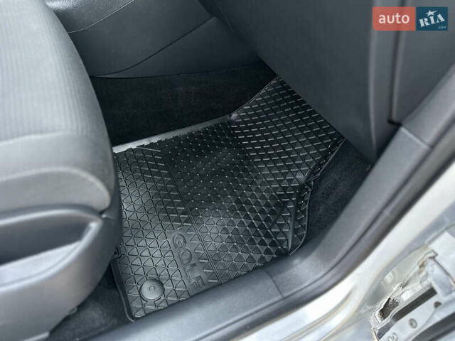 Серый Фольксваген Гольф Плюс, объемом двигателя 1.4 л и пробегом 184 тыс. км за 7200 $, фото 90 на Automoto.ua