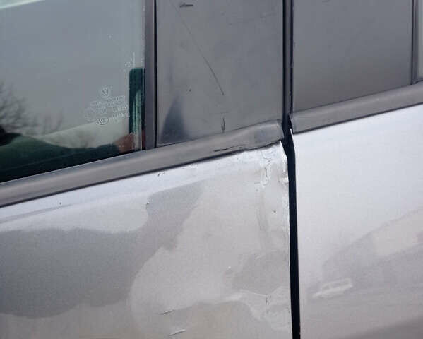 Сірий Фольксваген Golf Plus, об'ємом двигуна 1.6 л та пробігом 235 тис. км за 5500 $, фото 8 на Automoto.ua