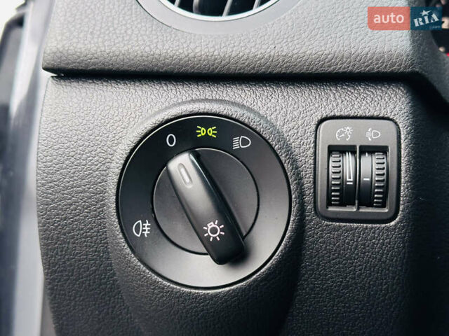 Серый Фольксваген Гольф Плюс, объемом двигателя 1.4 л и пробегом 162 тыс. км за 8200 $, фото 30 на Automoto.ua