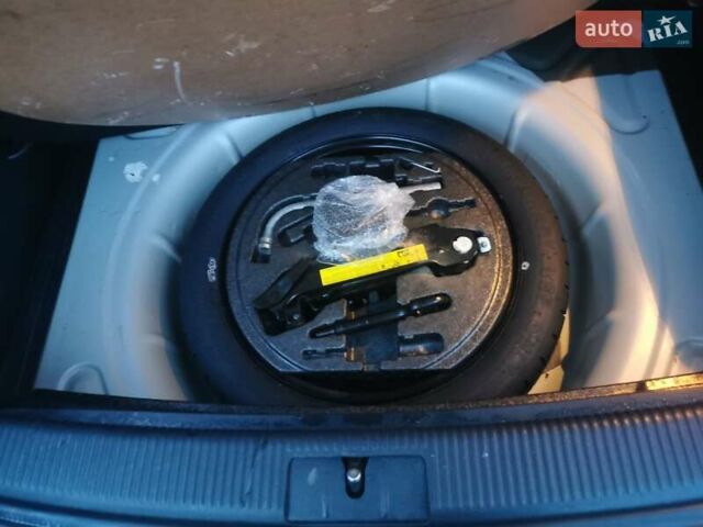 Серый Фольксваген Гольф Плюс, объемом двигателя 2 л и пробегом 216 тыс. км за 8900 $, фото 12 на Automoto.ua