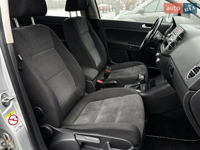 Серый Фольксваген Гольф Плюс, объемом двигателя 1.6 л и пробегом 189 тыс. км за 9399 $, фото 96 на Automoto.ua