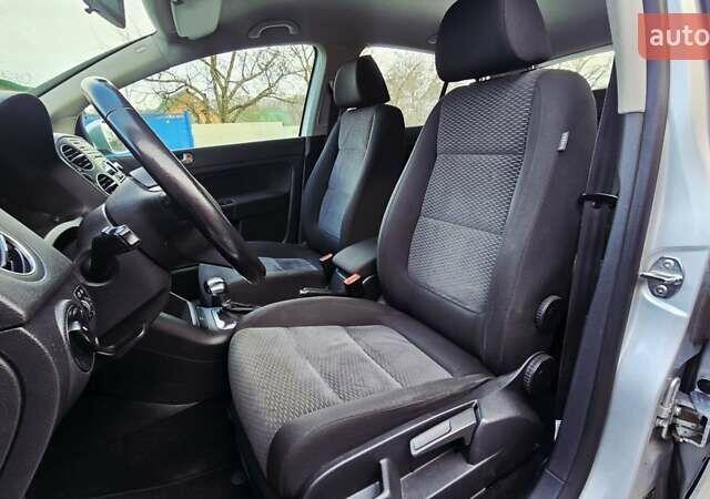 Серый Фольксваген Гольф Плюс, объемом двигателя 1.6 л и пробегом 113 тыс. км за 9899 $, фото 54 на Automoto.ua