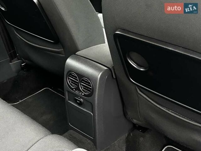 Серый Фольксваген Гольф Плюс, объемом двигателя 1.6 л и пробегом 189 тыс. км за 9499 $, фото 91 на Automoto.ua