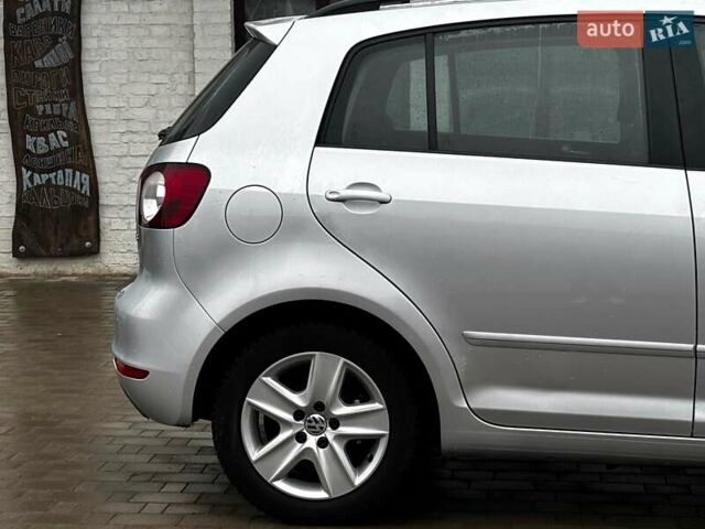 Серый Фольксваген Гольф Плюс, объемом двигателя 1.6 л и пробегом 189 тыс. км за 9499 $, фото 22 на Automoto.ua