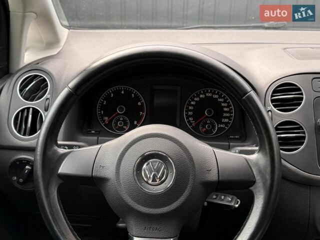 Серый Фольксваген Гольф Плюс, объемом двигателя 1.4 л и пробегом 161 тыс. км за 7599 $, фото 19 на Automoto.ua