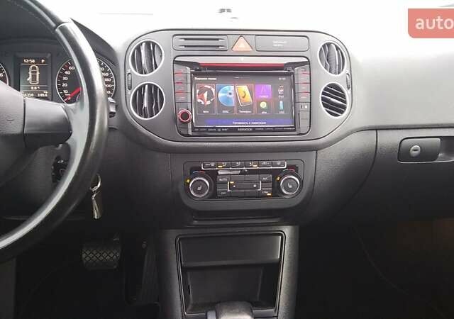 Серый Фольксваген Гольф Плюс, объемом двигателя 1.4 л и пробегом 167 тыс. км за 8250 $, фото 30 на Automoto.ua