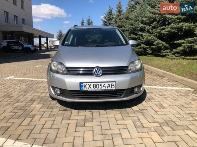 Серый Фольксваген Гольф Плюс, объемом двигателя 1.6 л и пробегом 241 тыс. км за 7700 $, фото 1 на Automoto.ua