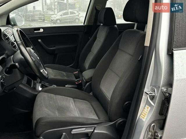 Серый Фольксваген Гольф Плюс, объемом двигателя 1.6 л и пробегом 189 тыс. км за 9499 $, фото 98 на Automoto.ua