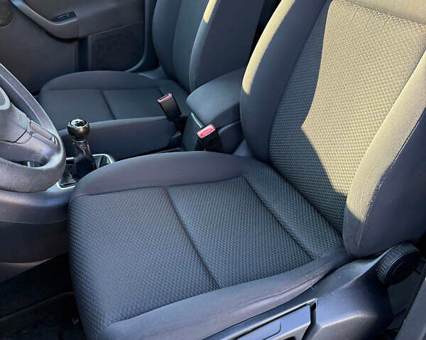 Серый Фольксваген Гольф Плюс, объемом двигателя 1.4 л и пробегом 148 тыс. км за 7999 $, фото 14 на Automoto.ua