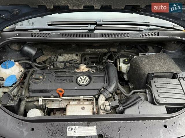 Серый Фольксваген Гольф Плюс, объемом двигателя 1.39 л и пробегом 104 тыс. км за 8500 $, фото 10 на Automoto.ua