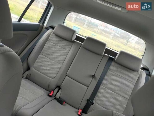 Сірий Фольксваген Golf Plus, об'ємом двигуна 1.4 л та пробігом 109 тис. км за 10300 $, фото 20 на Automoto.ua