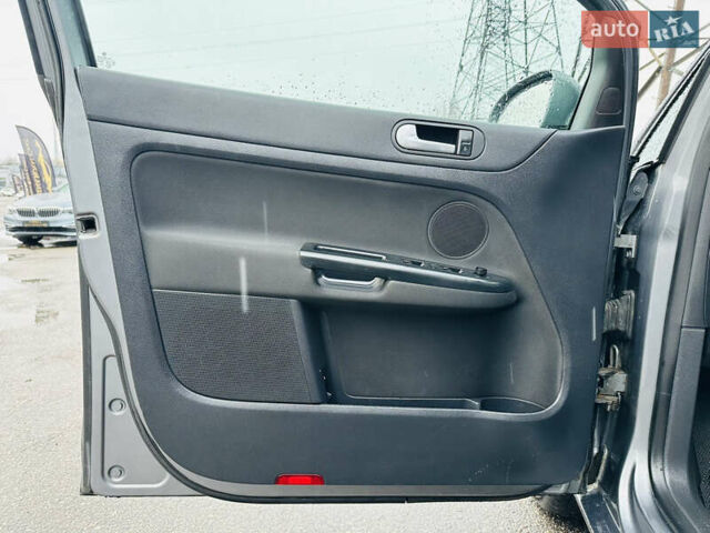 Серый Фольксваген Гольф Плюс, объемом двигателя 1.4 л и пробегом 162 тыс. км за 8200 $, фото 14 на Automoto.ua