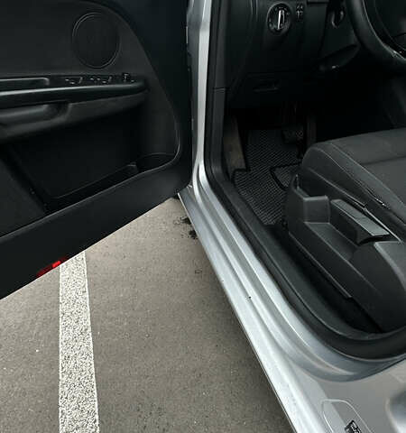 Серый Фольксваген Гольф Плюс, объемом двигателя 1.6 л и пробегом 341 тыс. км за 7200 $, фото 9 на Automoto.ua