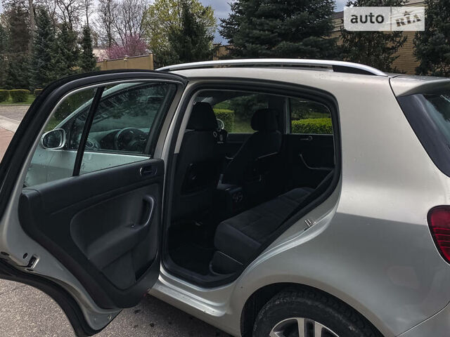 Серый Фольксваген Гольф Плюс, объемом двигателя 1.4 л и пробегом 146 тыс. км за 8200 $, фото 12 на Automoto.ua