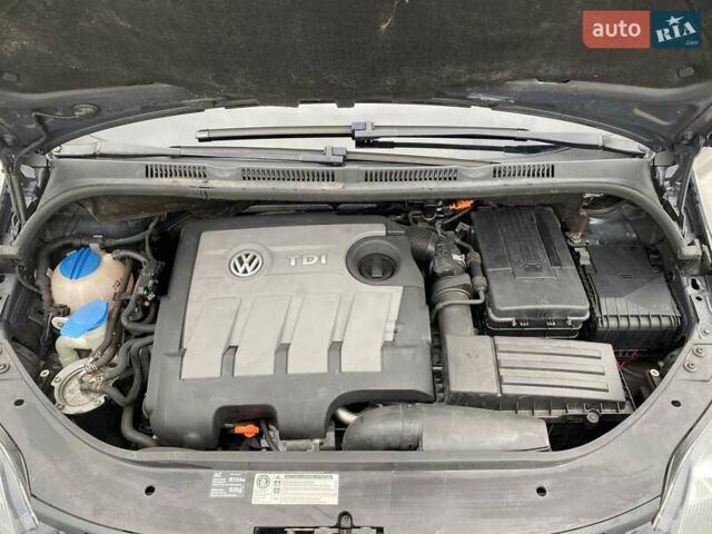 Серый Фольксваген Гольф Плюс, объемом двигателя 1.6 л и пробегом 219 тыс. км за 8199 $, фото 19 на Automoto.ua