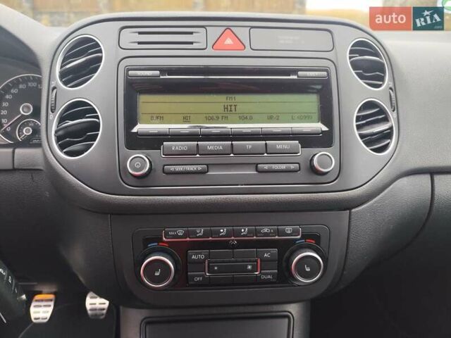 Серый Фольксваген Гольф Плюс, объемом двигателя 1.4 л и пробегом 193 тыс. км за 7200 $, фото 15 на Automoto.ua