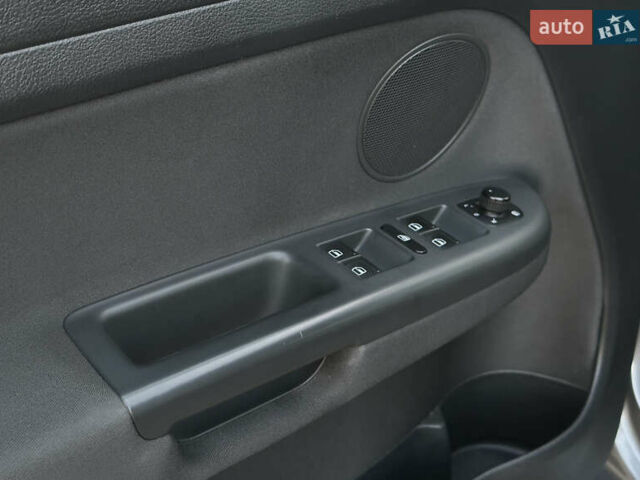 Сірий Фольксваген Golf Plus, об'ємом двигуна 1.4 л та пробігом 228 тис. км за 8999 $, фото 54 на Automoto.ua