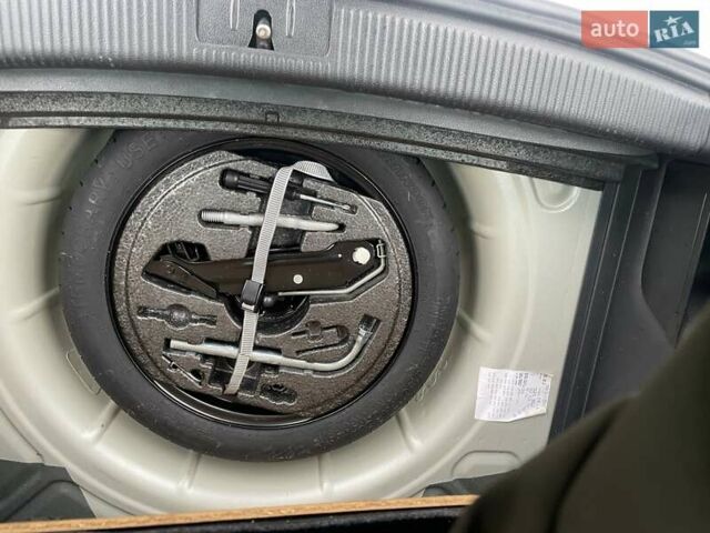 Серый Фольксваген Гольф Плюс, объемом двигателя 1.4 л и пробегом 125 тыс. км за 7600 $, фото 13 на Automoto.ua