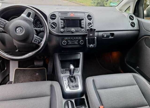 Серый Фольксваген Гольф Плюс, объемом двигателя 2 л и пробегом 280 тыс. км за 3600 $, фото 6 на Automoto.ua