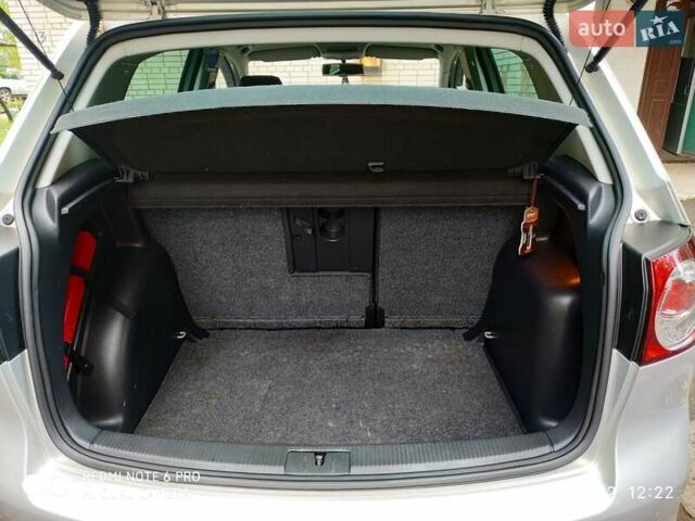 Сірий Фольксваген Golf Plus, об'ємом двигуна 1.4 л та пробігом 264 тис. км за 8000 $, фото 9 на Automoto.ua
