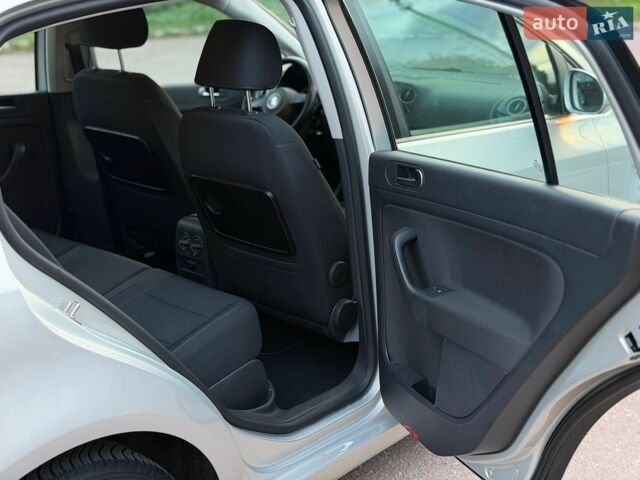 Сірий Фольксваген Golf Plus, об'ємом двигуна 1.4 л та пробігом 244 тис. км за 7500 $, фото 44 на Automoto.ua