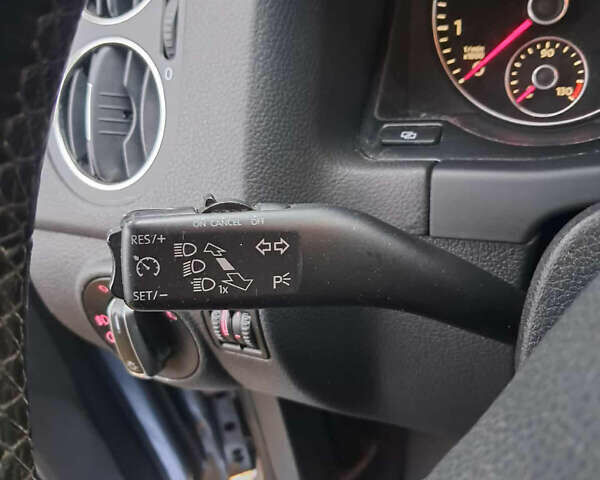 Серый Фольксваген Гольф Плюс, объемом двигателя 1.4 л и пробегом 200 тыс. км за 7300 $, фото 13 на Automoto.ua