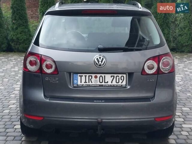 Сірий Фольксваген Golf Plus, об'ємом двигуна 1.6 л та пробігом 224 тис. км за 8500 $, фото 12 на Automoto.ua