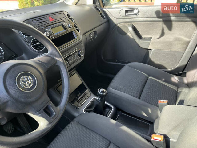 Фольксваген Гольф Плюс 2011 в Луцке на Automoto.ua Серый Фольксваген Гольф Плюс, объемом двигателя 1.6 л и пробегом 237 тыс. км за 7900 $, фото 26 на Automoto.ua