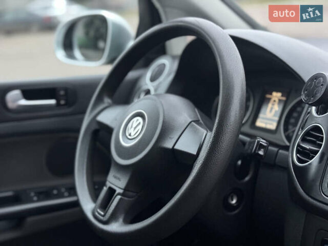 Сірий Фольксваген Golf Plus, об'ємом двигуна 1.6 л та пробігом 260 тис. км за 6850 $, фото 41 на Automoto.ua