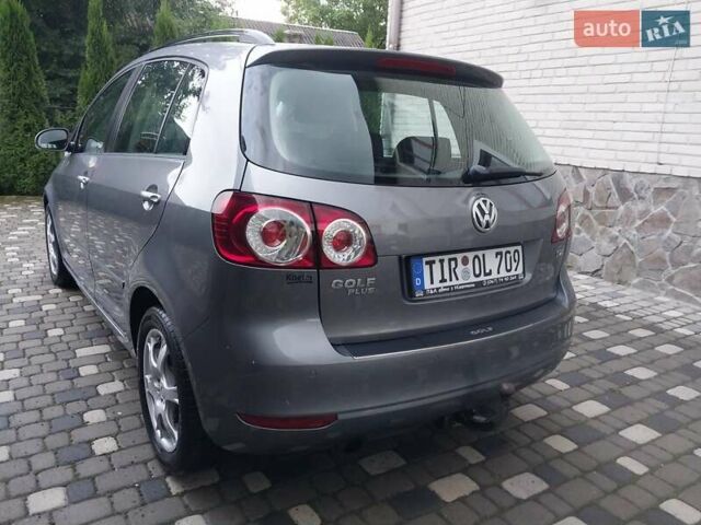 Сірий Фольксваген Golf Plus, об'ємом двигуна 1.6 л та пробігом 224 тис. км за 8500 $, фото 10 на Automoto.ua