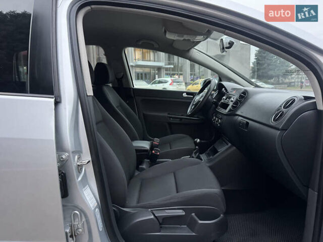 Сірий Фольксваген Golf Plus, об'ємом двигуна 1.6 л та пробігом 260 тис. км за 6850 $, фото 32 на Automoto.ua