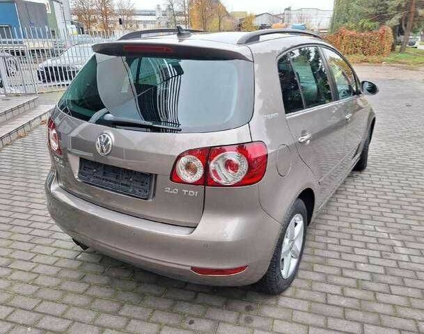 Серый Фольксваген Гольф Плюс, объемом двигателя 2 л и пробегом 280 тыс. км за 3600 $, фото 4 на Automoto.ua