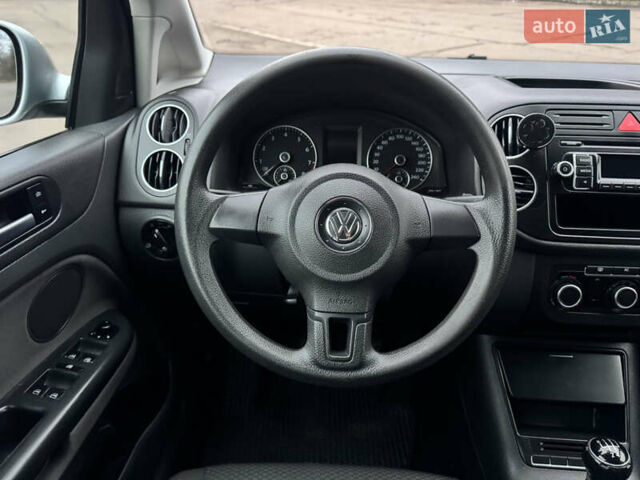 Сірий Фольксваген Golf Plus, об'ємом двигуна 1.6 л та пробігом 260 тис. км за 6850 $, фото 72 на Automoto.ua