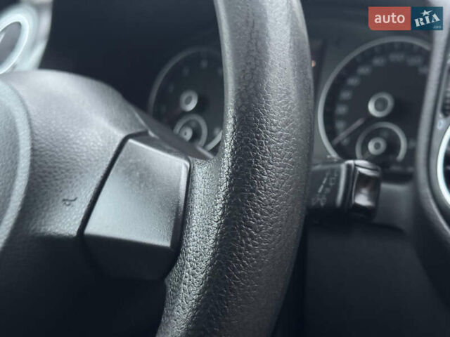 Сірий Фольксваген Golf Plus, об'ємом двигуна 1.6 л та пробігом 260 тис. км за 6850 $, фото 42 на Automoto.ua