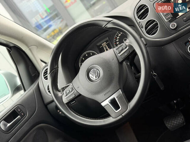 Серый Фольксваген Гольф Плюс, объемом двигателя 1.4 л и пробегом 171 тыс. км за 8800 $, фото 39 на Automoto.ua