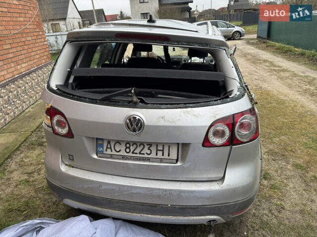 Серый Фольксваген Гольф Плюс, объемом двигателя 1.6 л и пробегом 160 тыс. км за 3700 $, фото 4 на Automoto.ua