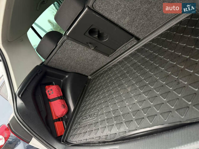 Серый Фольксваген Гольф Плюс, объемом двигателя 1.4 л и пробегом 171 тыс. км за 8800 $, фото 93 на Automoto.ua