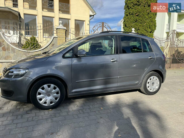 Фольксваген Гольф Плюс 2011 в Луцке на Automoto.ua Серый Фольксваген Гольф Плюс, объемом двигателя 1.6 л и пробегом 237 тыс. км за 7900 $, фото 1 на Automoto.ua