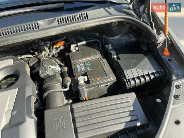 Фольксваген Гольф Плюс 2011 в Луцке на Automoto.ua Серый Фольксваген Гольф Плюс, объемом двигателя 1.6 л и пробегом 237 тыс. км за 7900 $, фото 28 на Automoto.ua