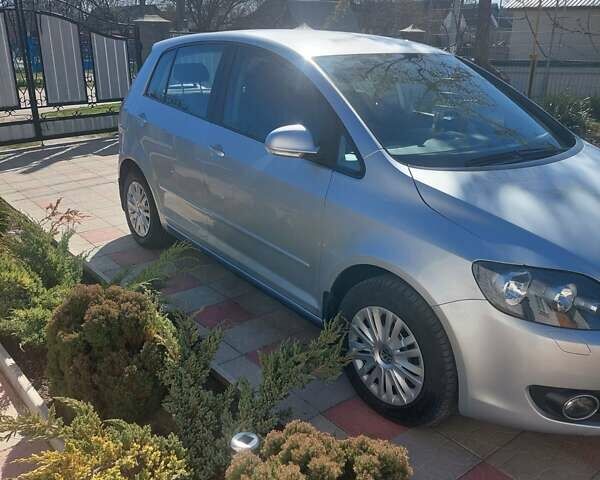 Сірий Фольксваген Golf Plus, об'ємом двигуна 1.4 л та пробігом 78 тис. км за 11999 $, фото 1 на Automoto.ua