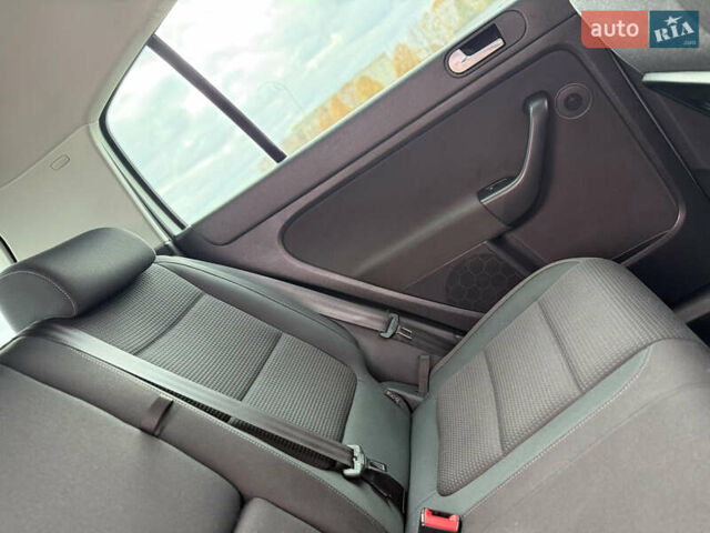 Сірий Фольксваген Golf Plus, об'ємом двигуна 1.4 л та пробігом 171 тис. км за 9200 $, фото 78 на Automoto.ua