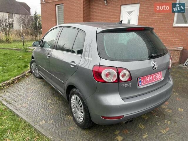 Серый Фольксваген Гольф Плюс, объемом двигателя 1.4 л и пробегом 190 тыс. км за 8950 $, фото 7 на Automoto.ua