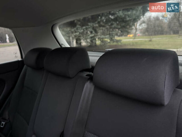 Сірий Фольксваген Golf Plus, об'ємом двигуна 1.6 л та пробігом 260 тис. км за 6850 $, фото 52 на Automoto.ua